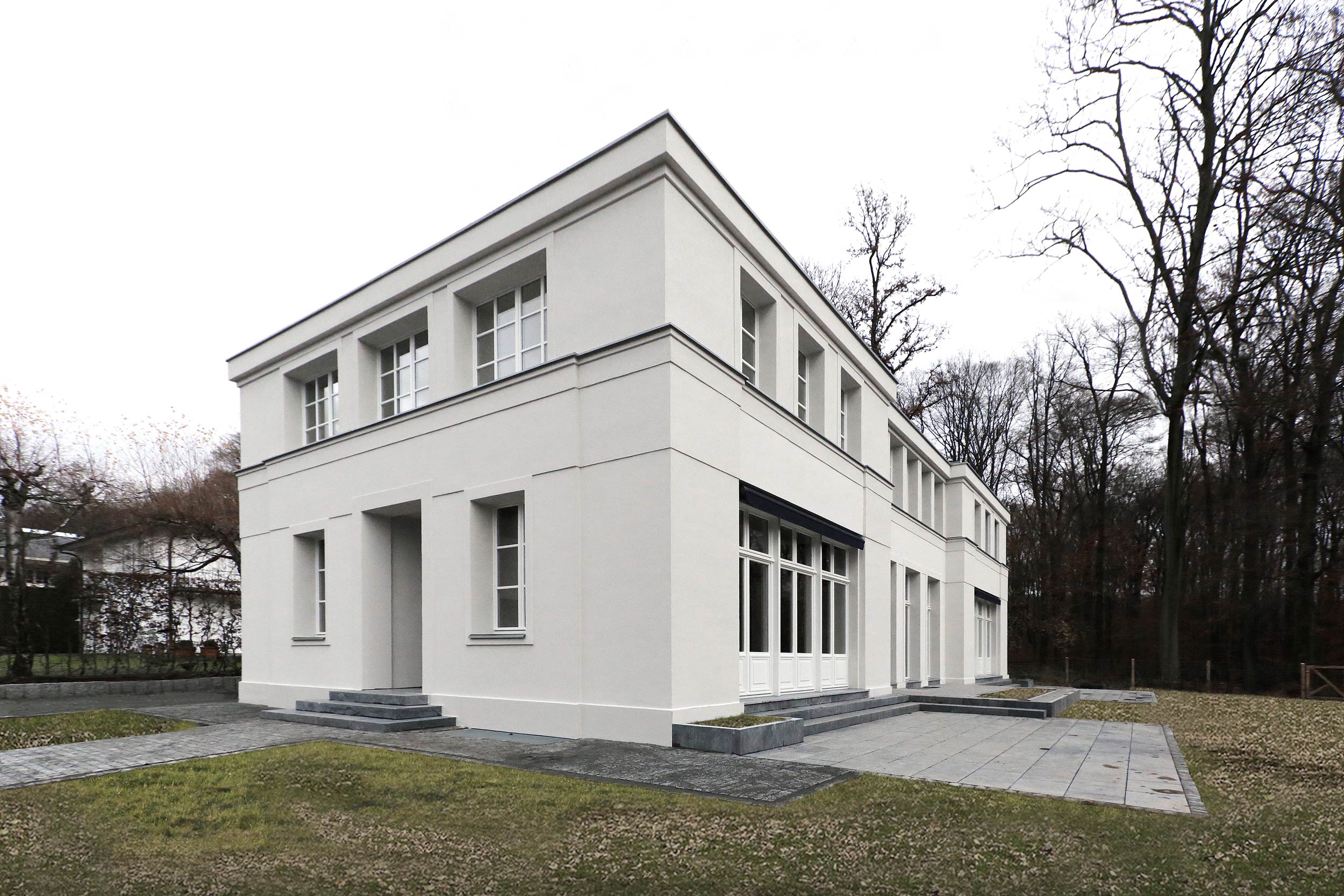 Die Porch des Eingangsportals - Neubau einer klassizistischen Villa Die Porch des Eingangsportals - Neubau einer klassizistischen Villa