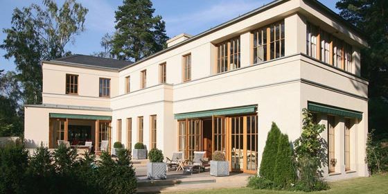 ENGLISH-INSPIRED - Neubau einer Villa im englischen Landhausstil