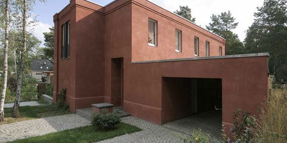 Die Gebäudekubatur wurde dezent und minimalistisch angelegt.